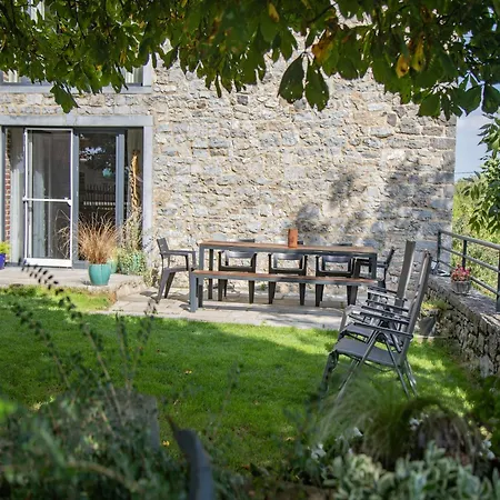 Tranquil In Ardennes, Cleaning Included Vakantiehuis *